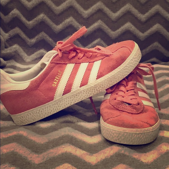 girls pink gazelles